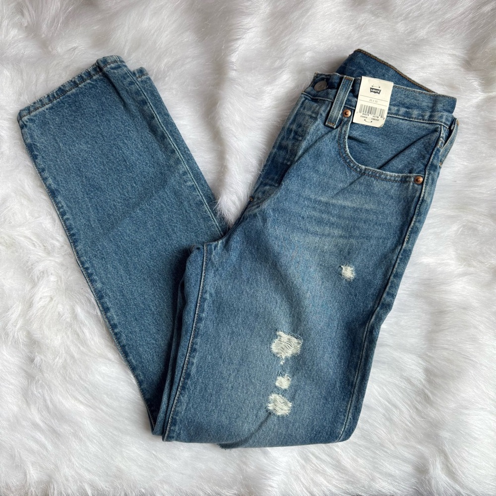 NWT LEVIS 501 Distressed Size 26x30